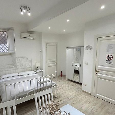 Urbe - Delizioso Appartamento Quartiere Coppede Rome Bagian luar foto