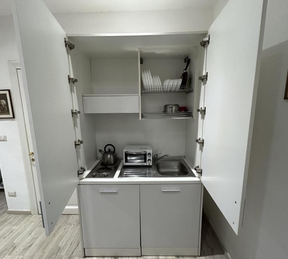 Urbe - Delizioso Appartamento Quartiere Coppede Rome Bagian luar foto