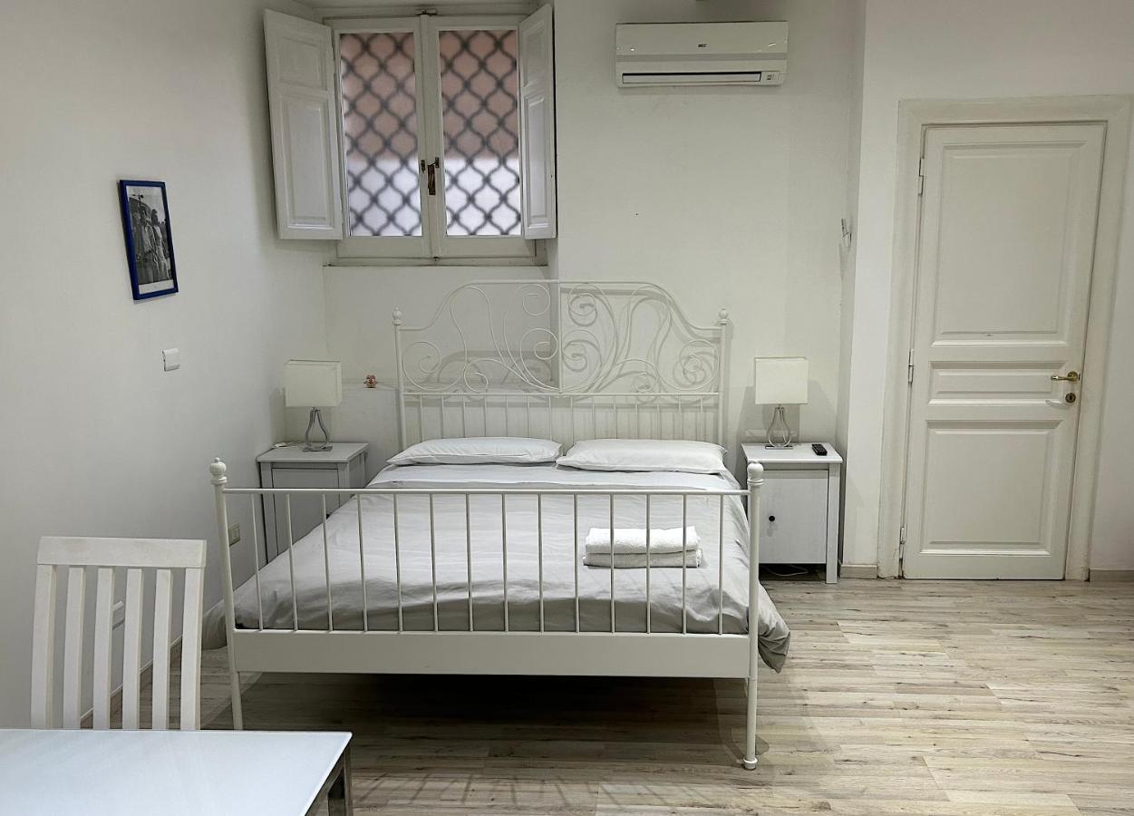 Urbe - Delizioso Appartamento Quartiere Coppede Rome Bagian luar foto