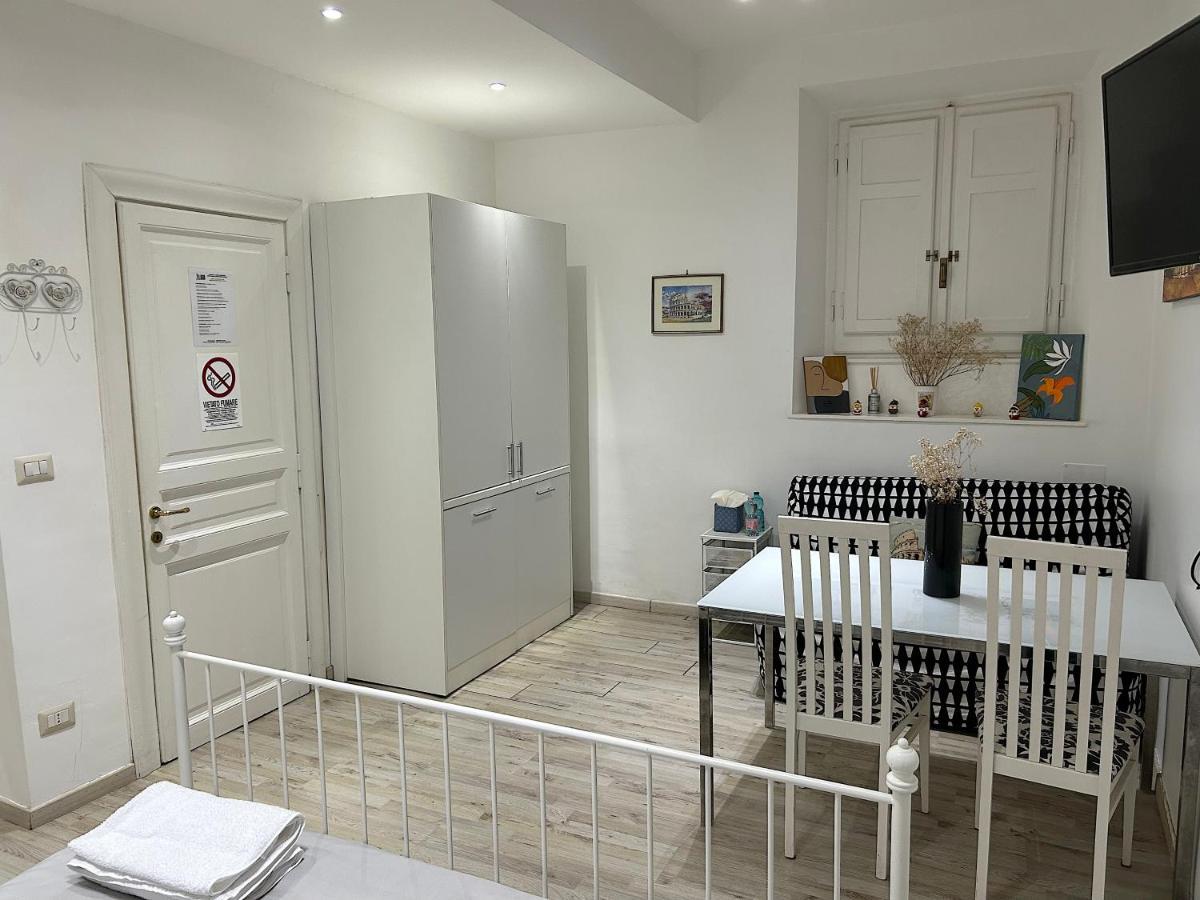 Urbe - Delizioso Appartamento Quartiere Coppede Rome Bagian luar foto