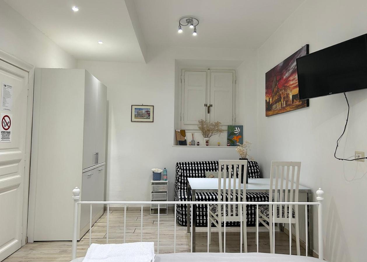 Urbe - Delizioso Appartamento Quartiere Coppede Rome Bagian luar foto