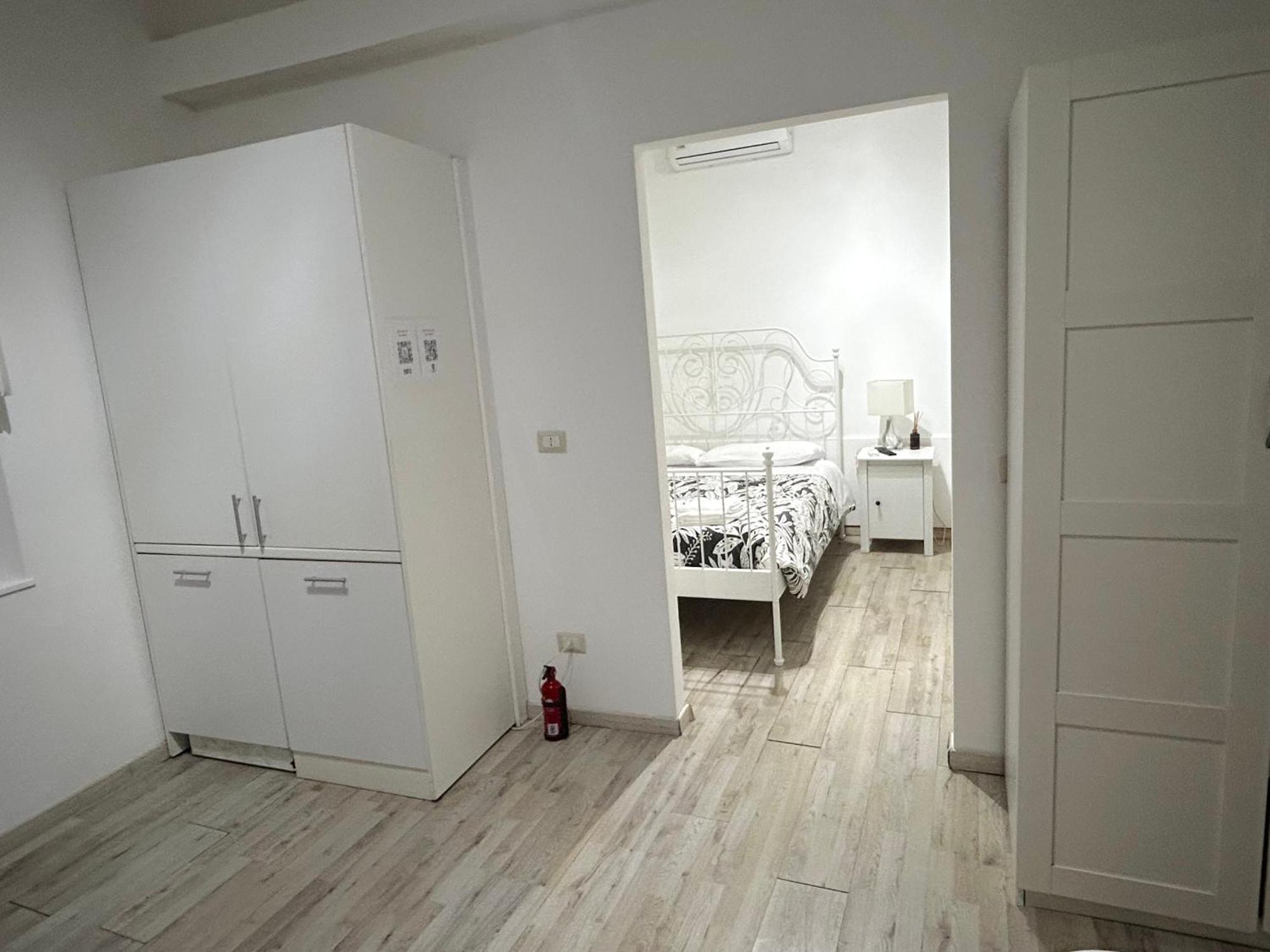Urbe - Delizioso Appartamento Quartiere Coppede Rome Bagian luar foto