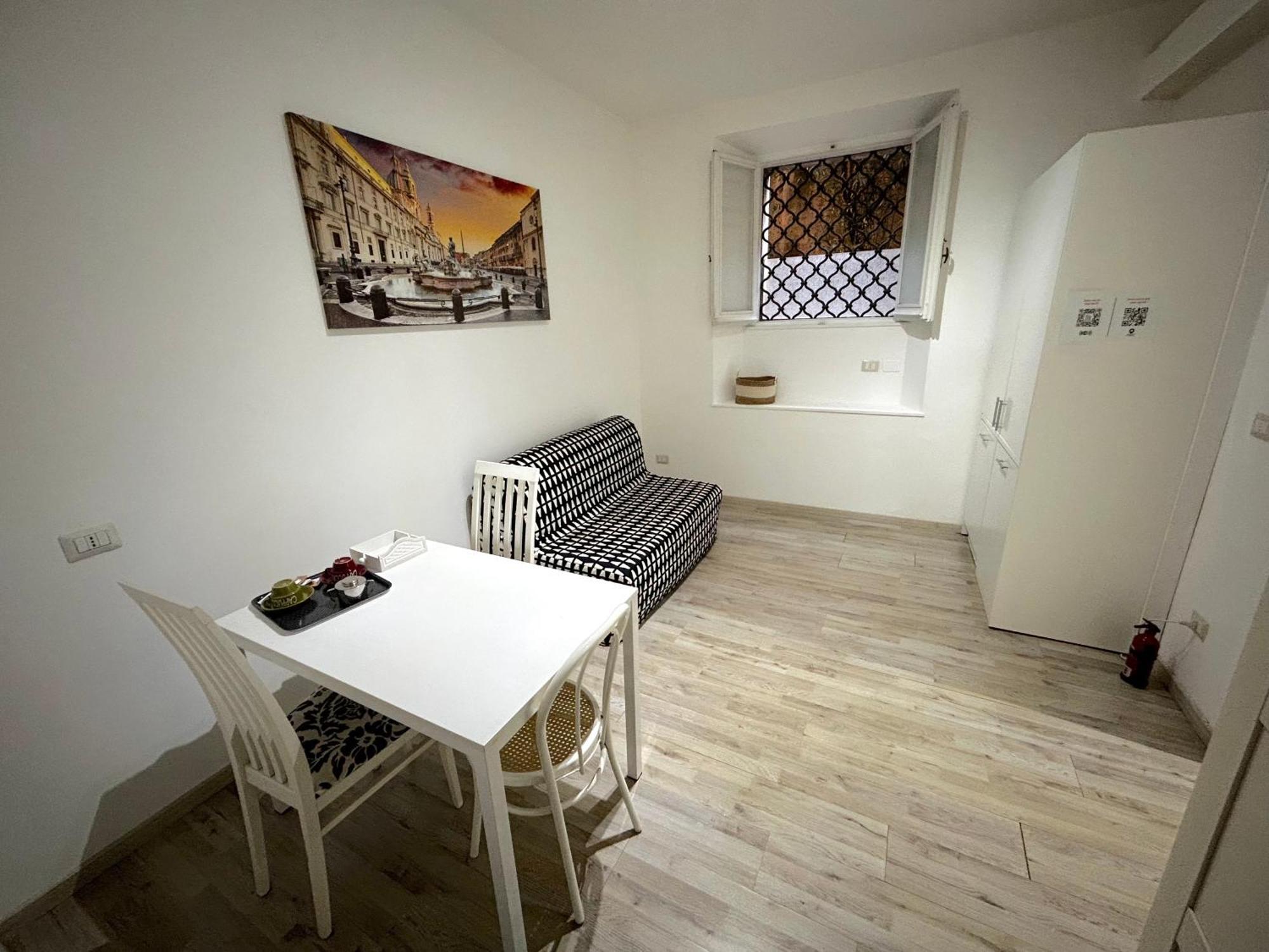 Urbe - Delizioso Appartamento Quartiere Coppede Rome Bagian luar foto